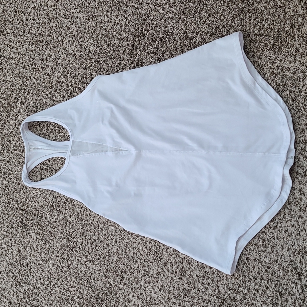 Zyia White Effortless tank